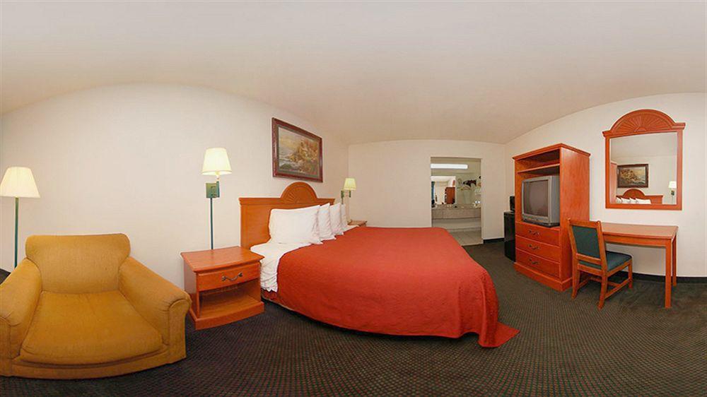 Quality Inn & Suites Hardeeville - Savannah North Exterior foto